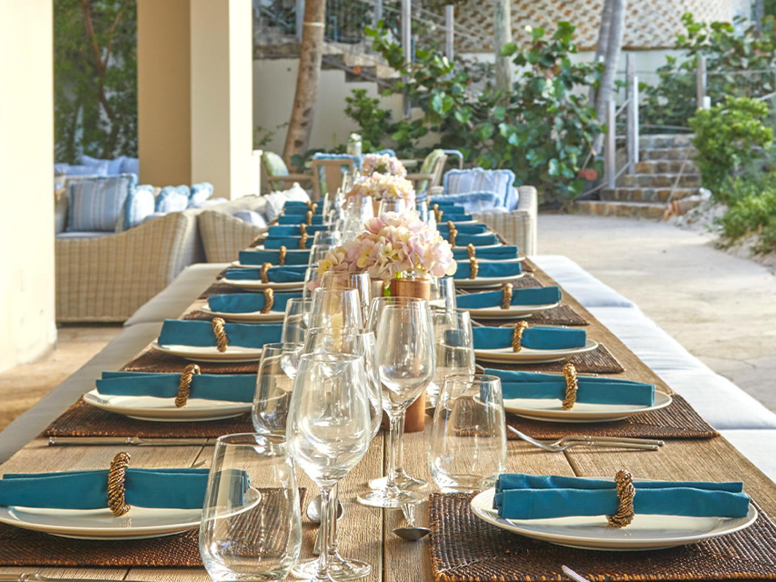 The Branson Beach Estate Dining