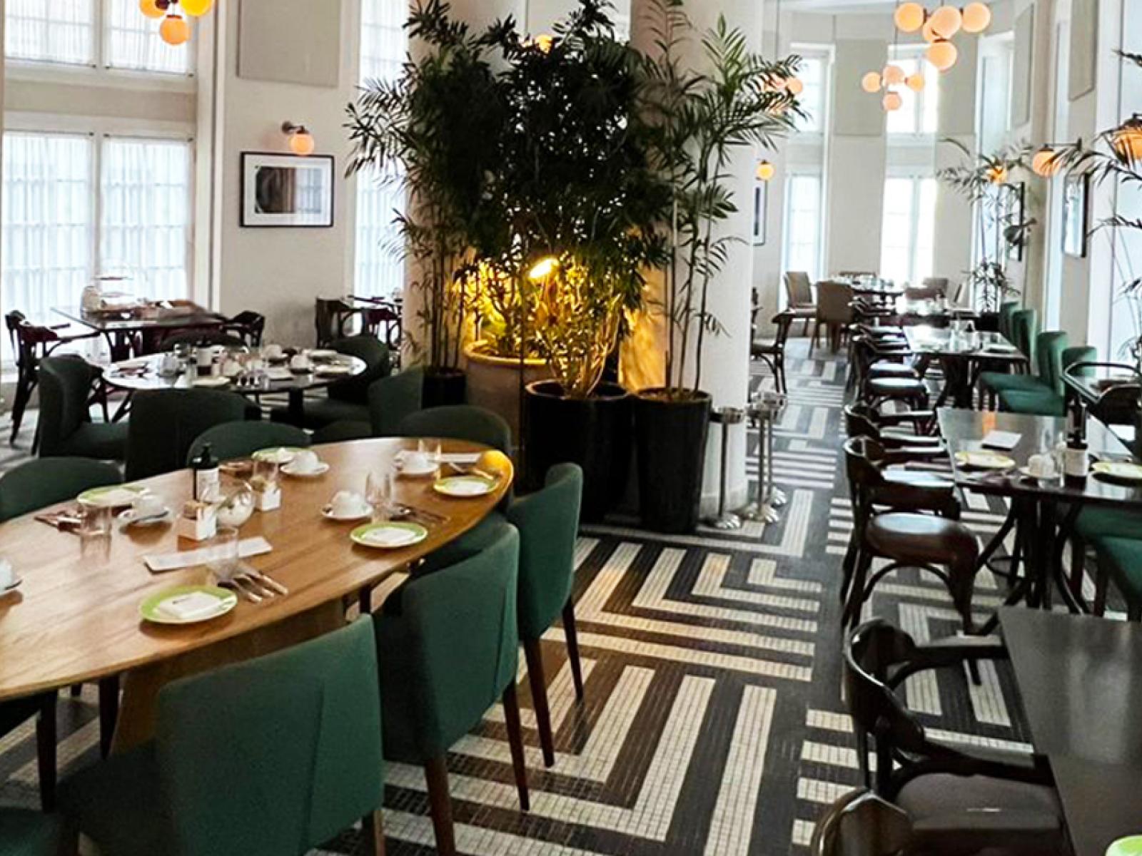 Fera Palace Hotel Dining