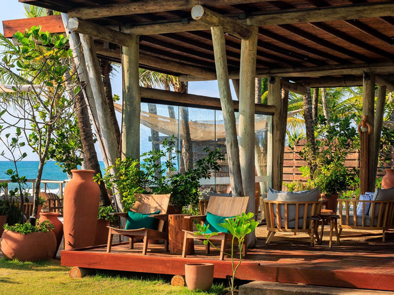 NANNAI Muro Alto Outdoor Dining