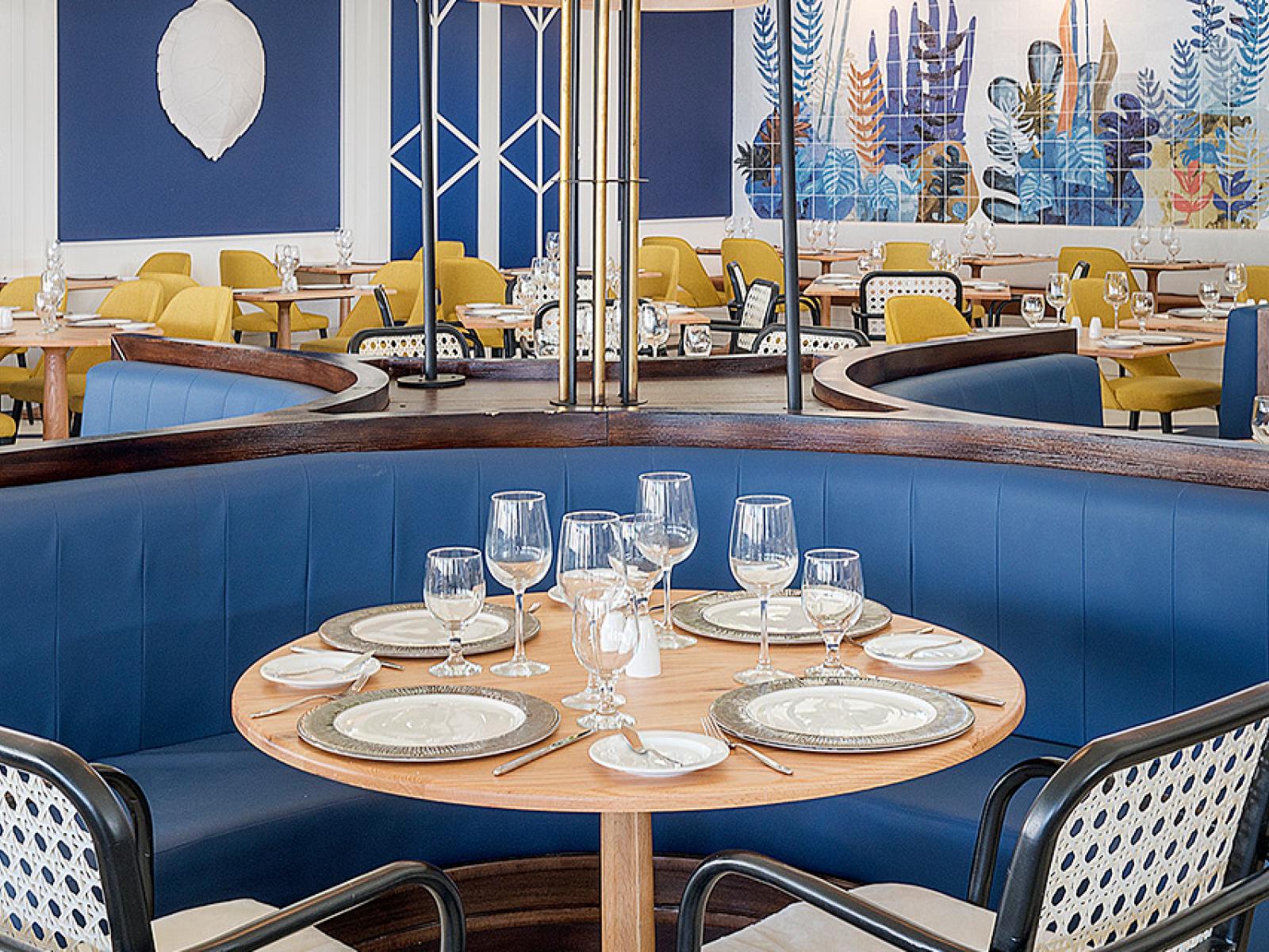 Ocean El Faro Dining