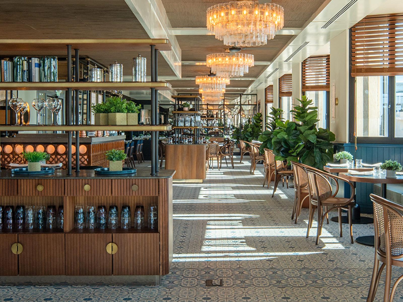 Only YOU Hotel Valencia Dining
