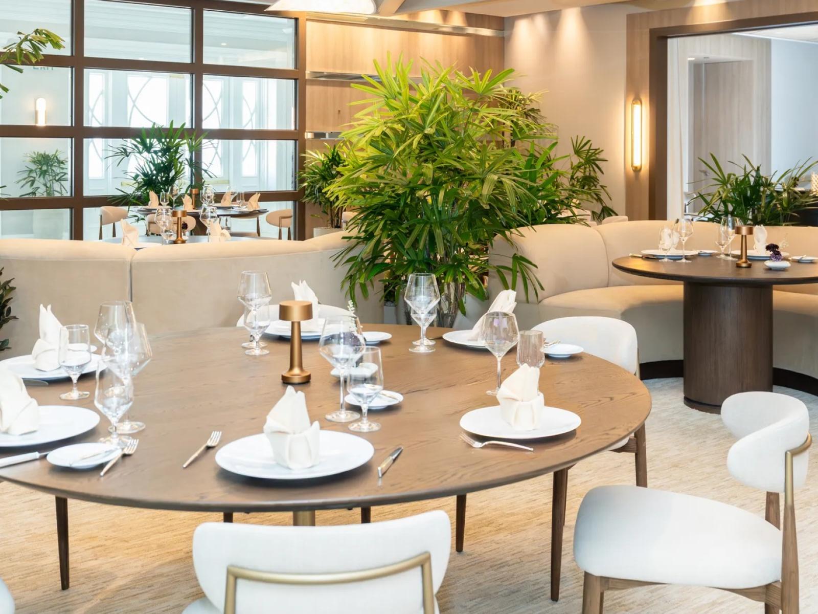 Angle Restaurant | Eau Resort & Spa