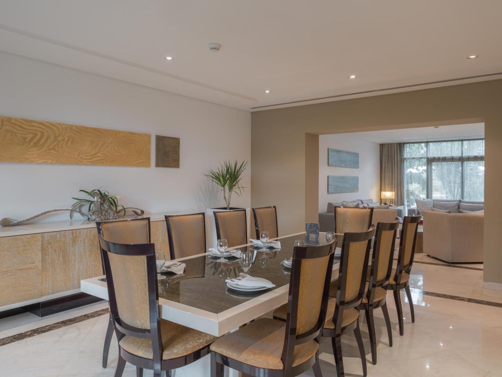 Room Service available around the clock - Vivienda Granada
