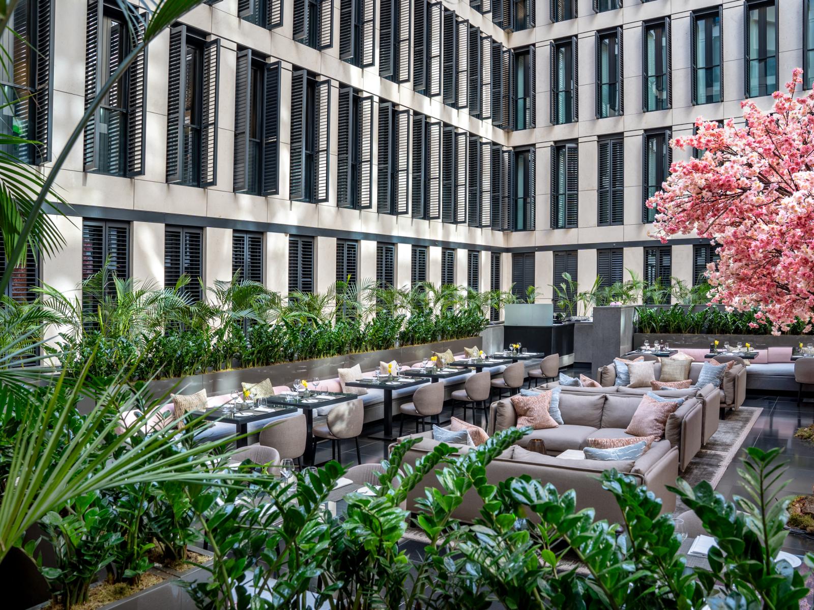 Grosvenor House Suites LOST Atrium Dining