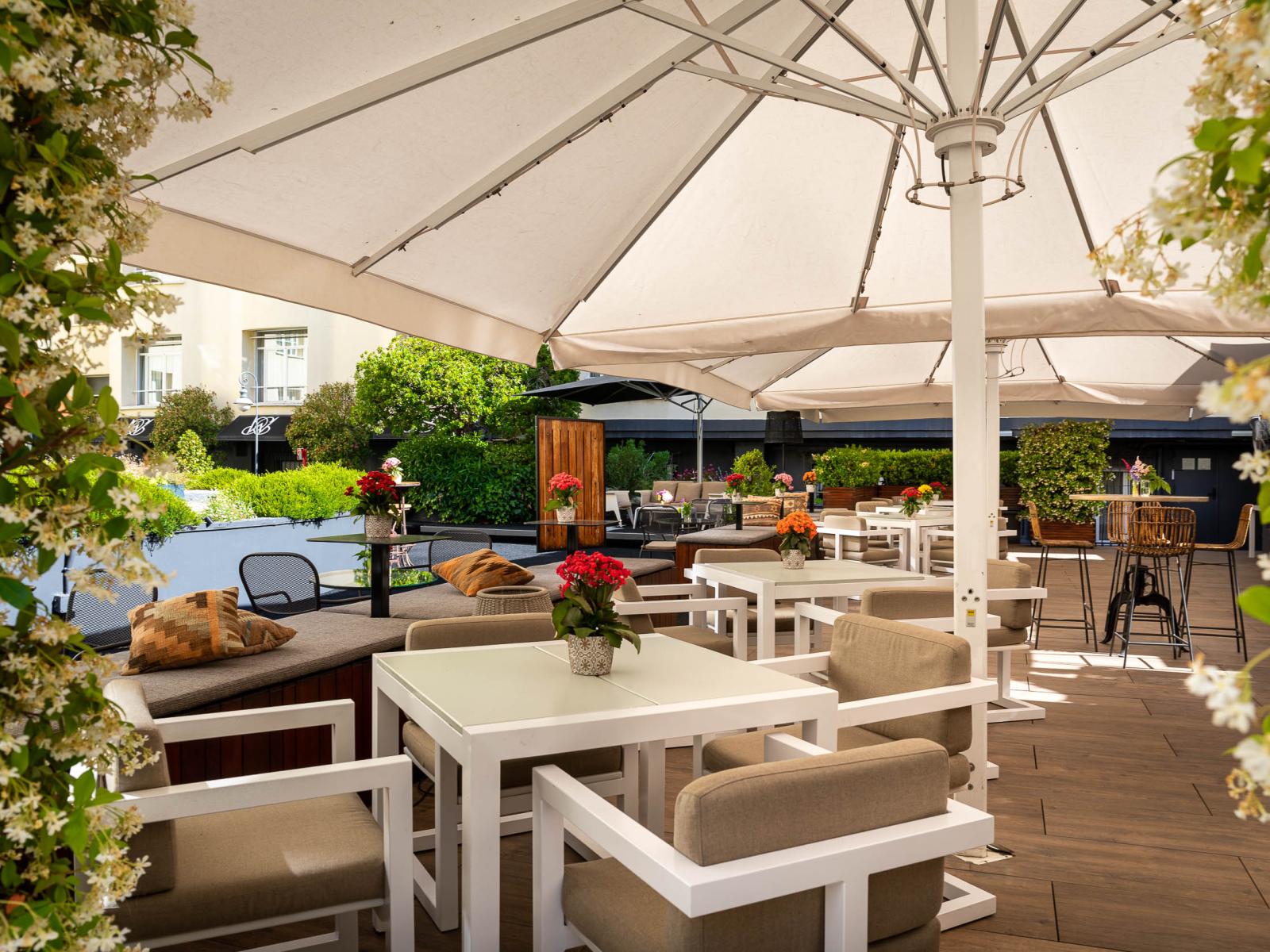 Wellington Hotel & Spa Madrid Outdoor Dining