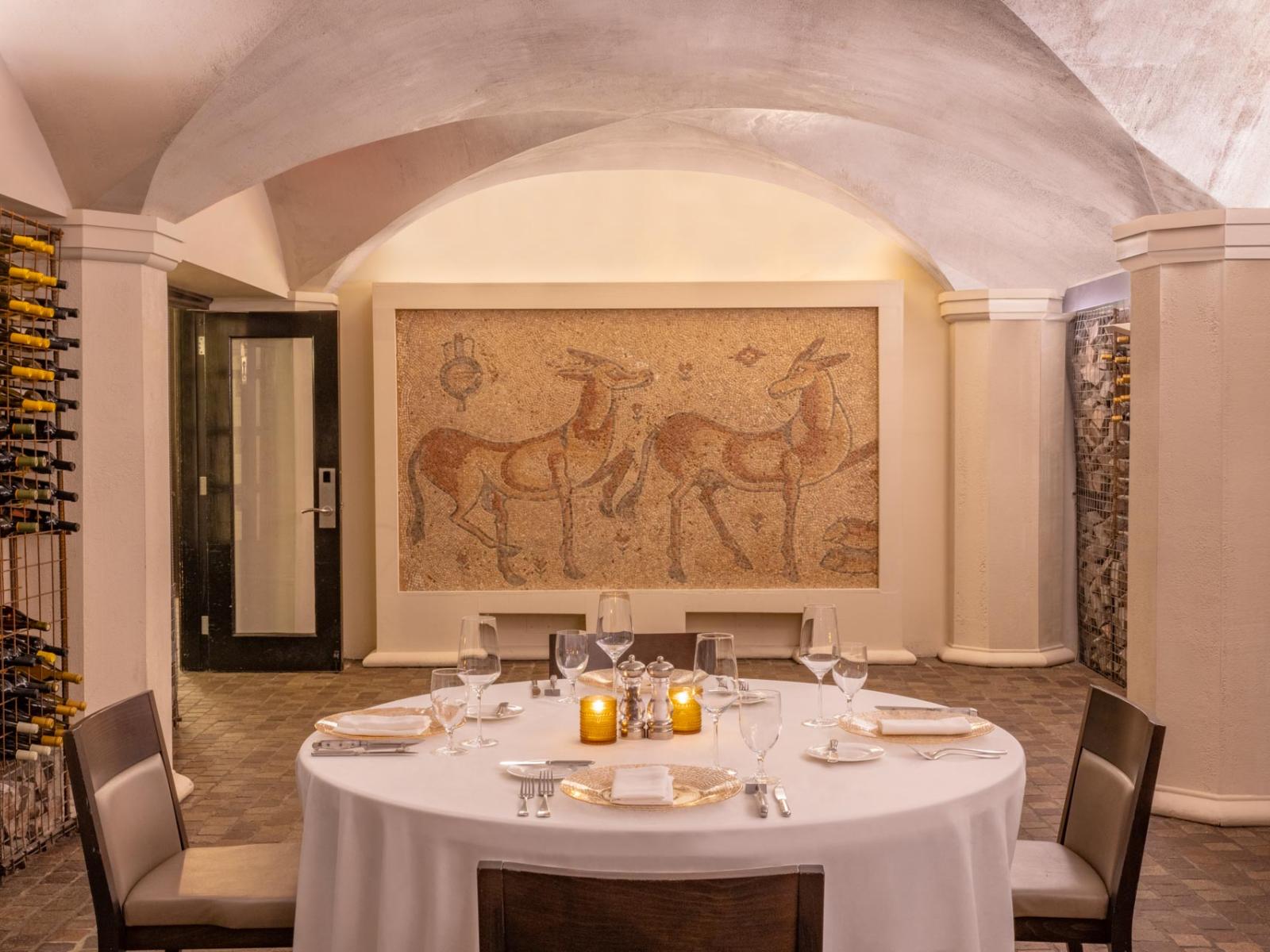 XV Beacon Dining in Vault