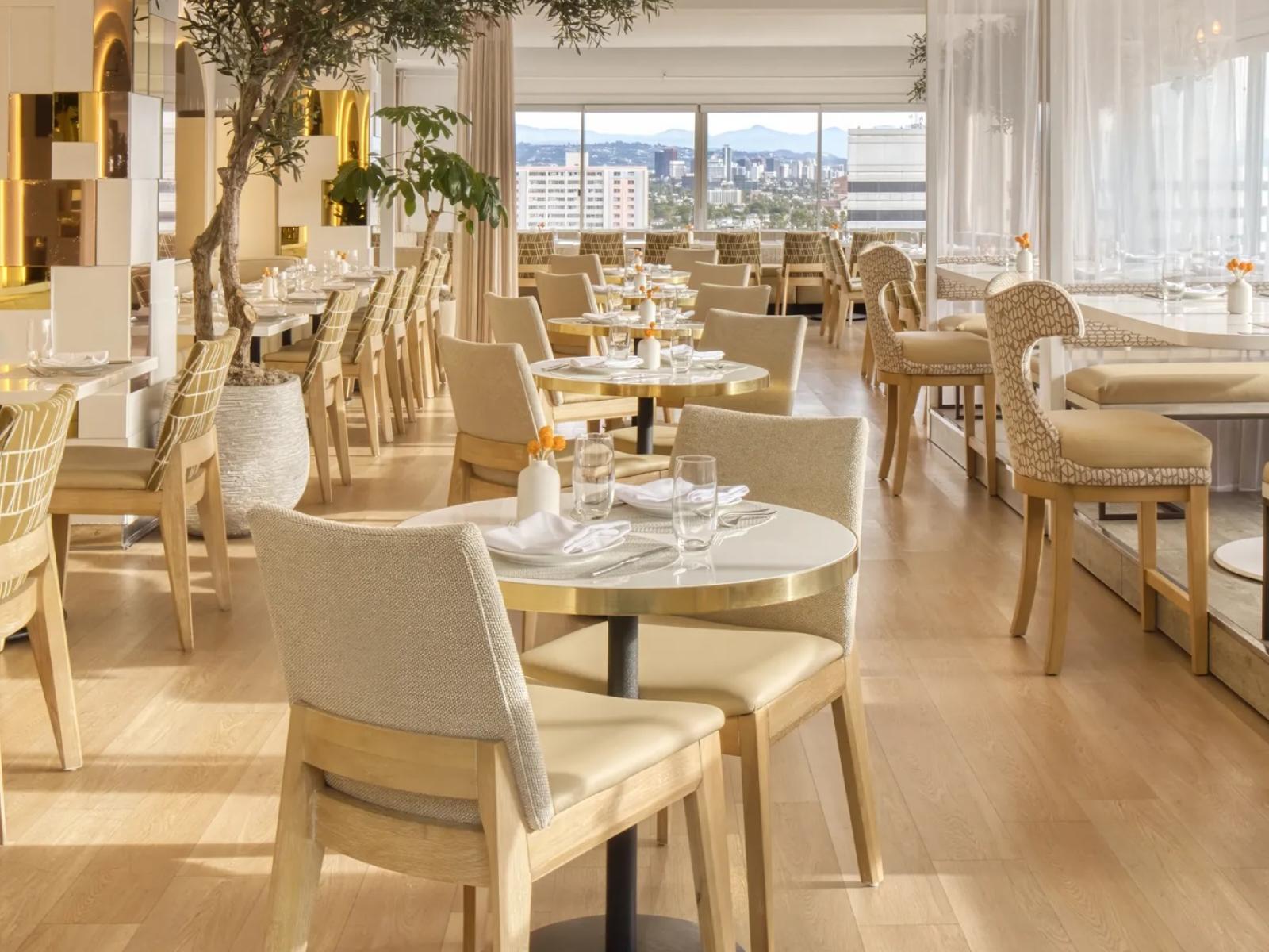 Huntley Santa Monica Beach | The Penthouse Restaurant