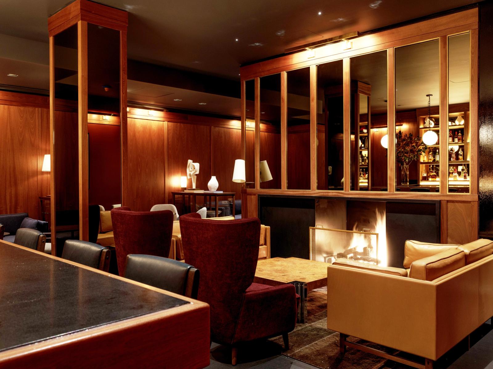 Smyth Tribeca Galerie Bar with Fireplace