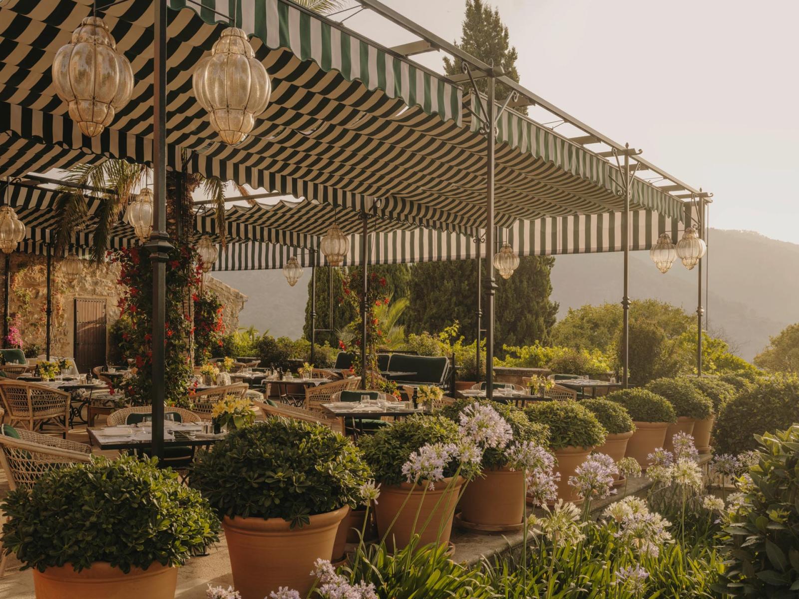 Grand Hotel Son Net Mar & Duix Outdoor Dining on the Terrace