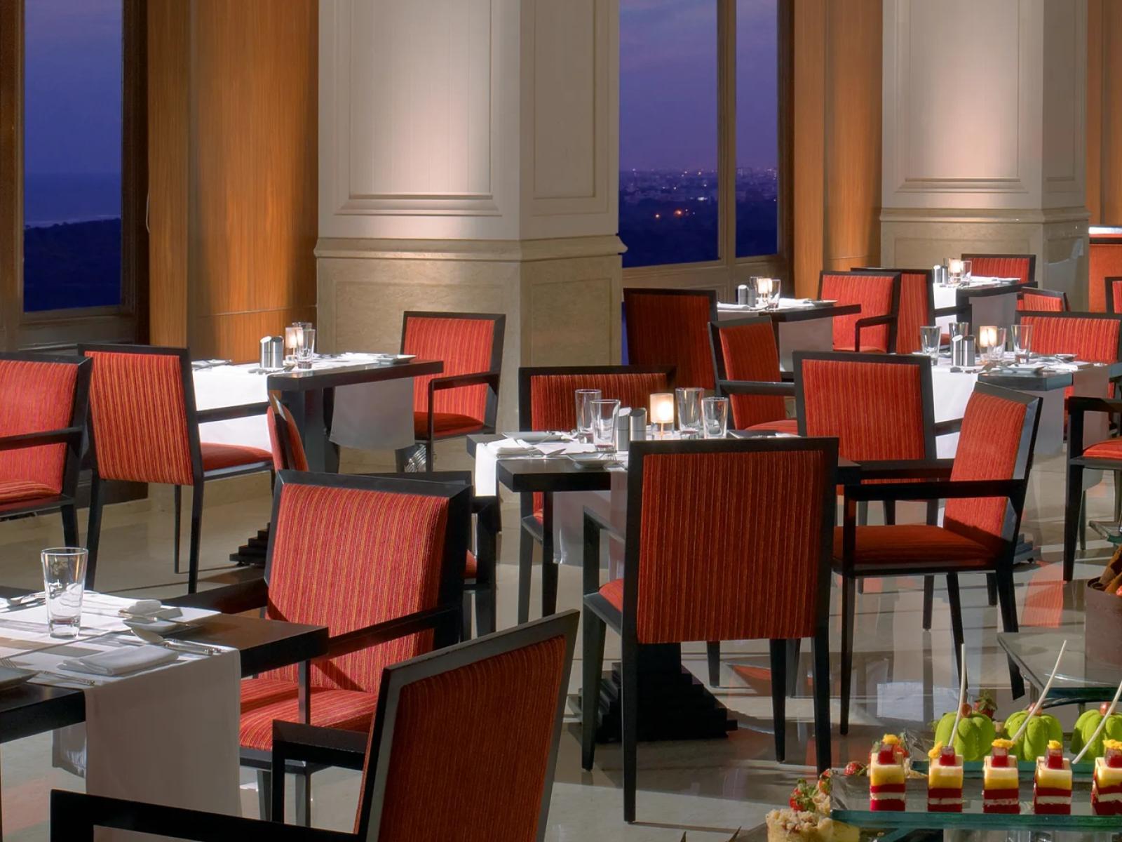 Spectra Restaurant | The Leela Palace Chennai