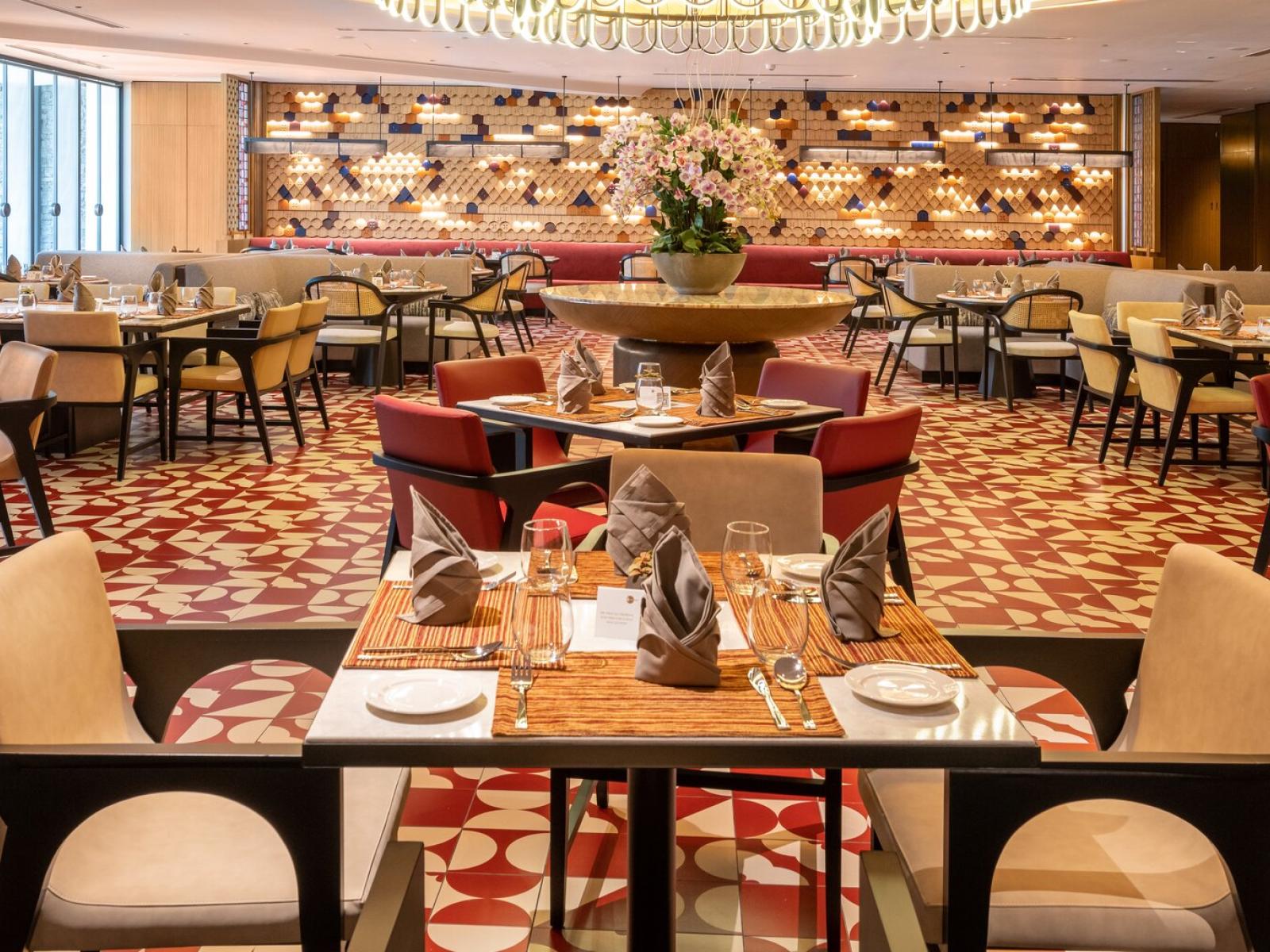 One World Hotel | Cinnamon Coffee House Restaurant