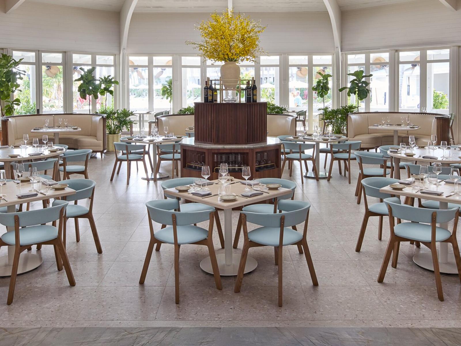 Hawks Cay Resort | Salt + Ash Restaurant Dining Room