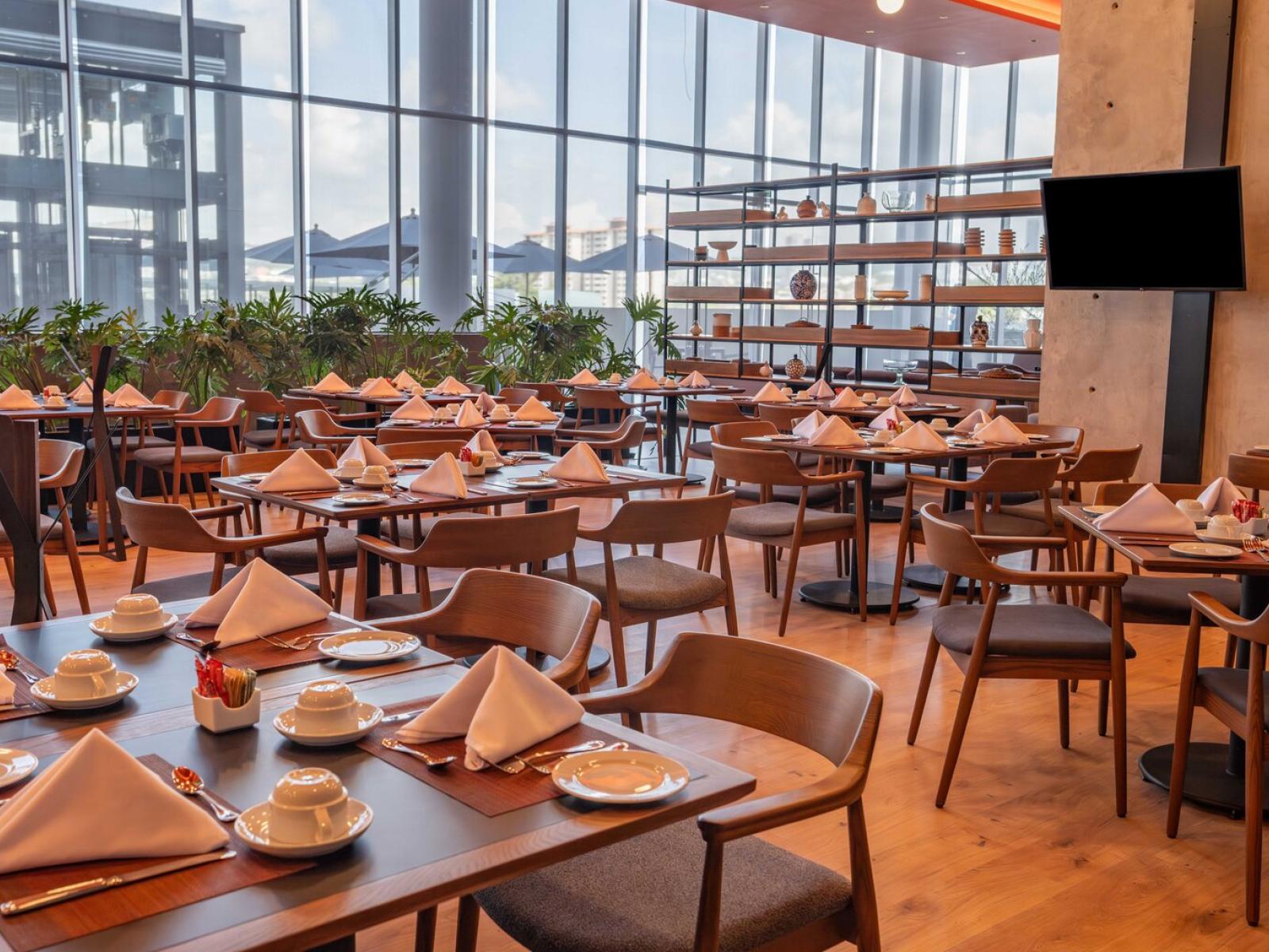 Galeria Plaza Leon Plaza Restaurant