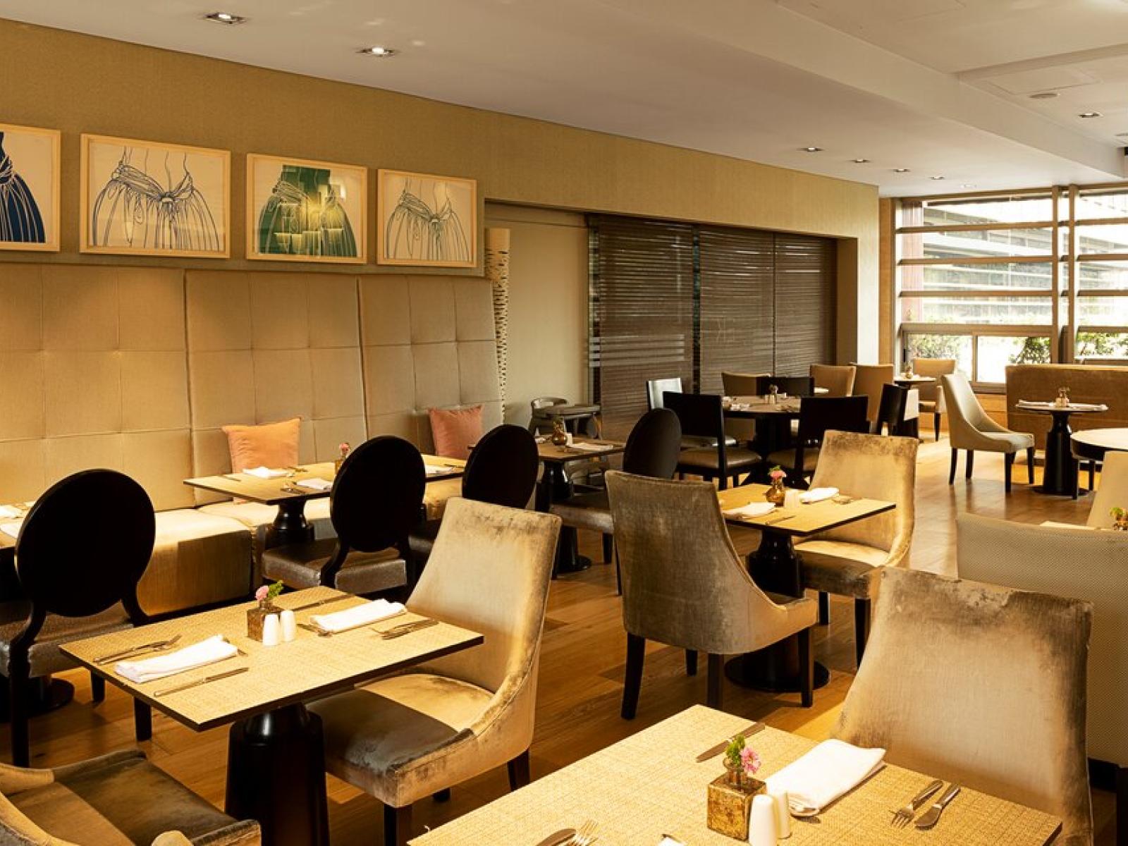 EK Hotel Lobby Restaurant