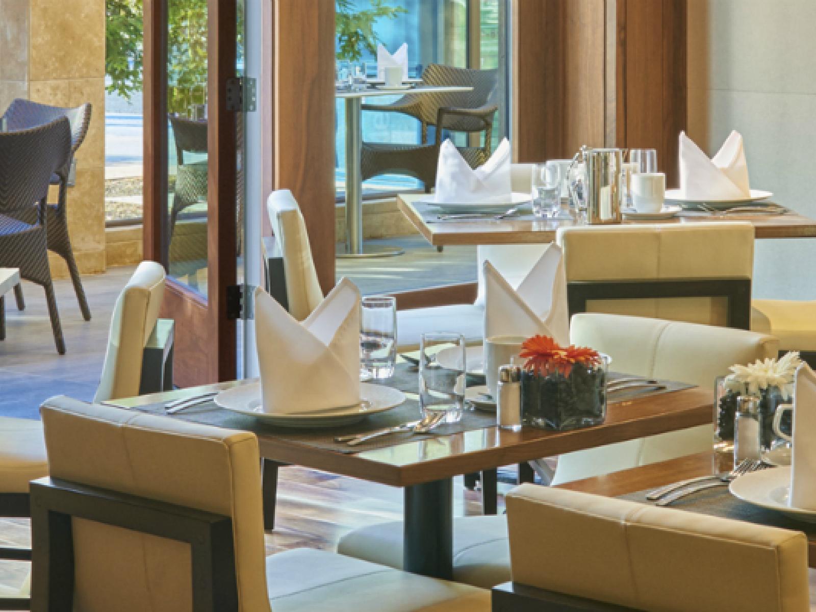 the clement palo alto dining room 