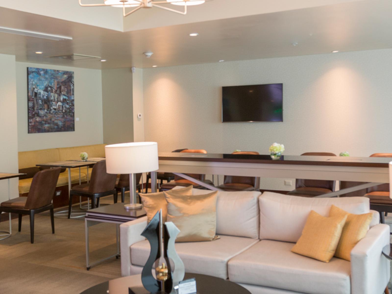 Delfines Hotel & Convention Center dining