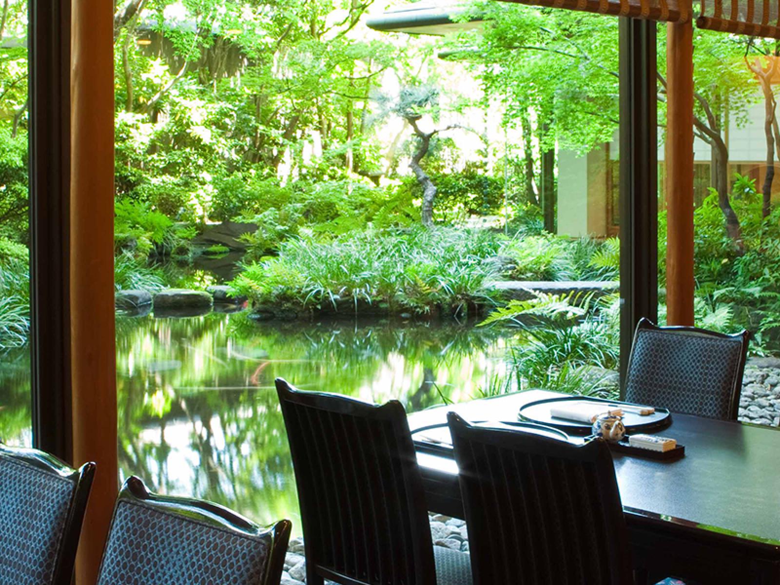 Royal Park Hotel Dining