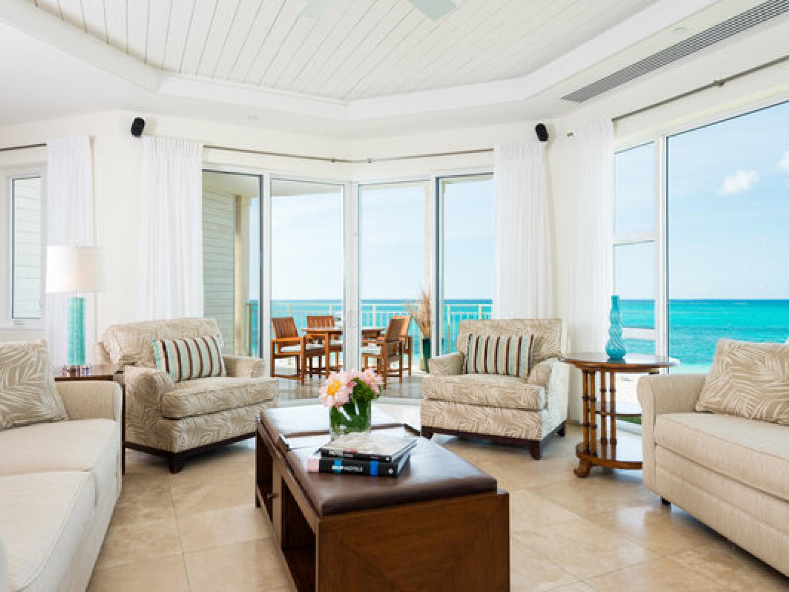 Ocean Front Luxury 1 Bedroom Suite