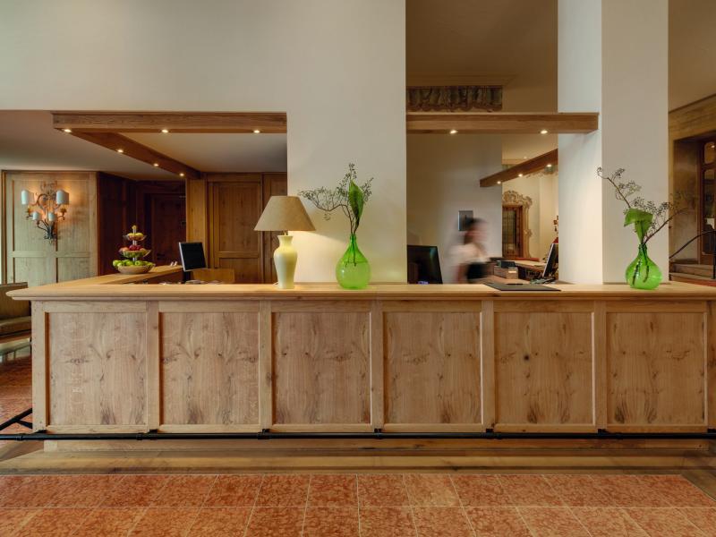 lobby