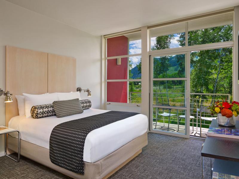 deluxe two bedroom suite