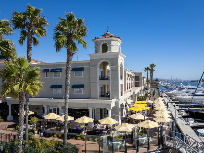 Balobo Bay - Bayside with boats