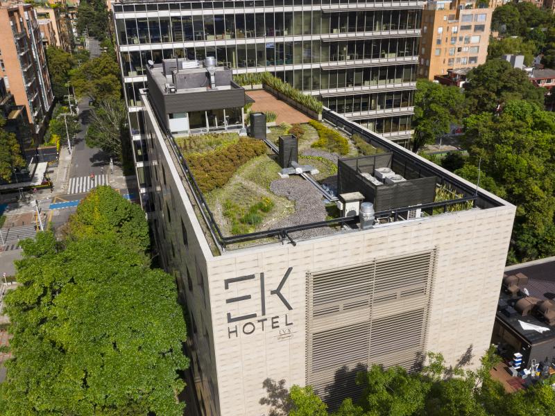 EK Hotel Rooftop Garden