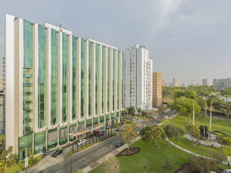 Delfines Hotel & Convention Center Facade