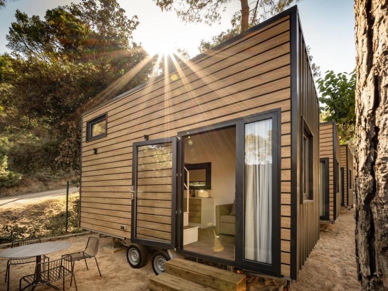 Duplex Tiny Lodge 