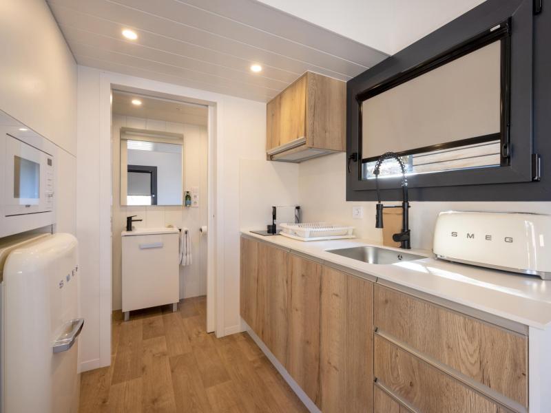 Duplex Tiny Lodge Kitchen