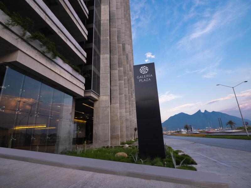 Entrance to Galeria Plaza Monterrey