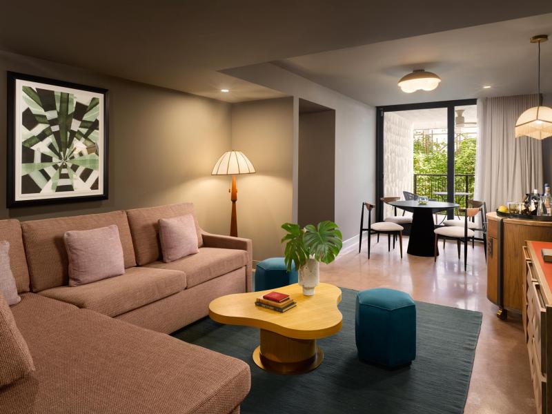 GRAND LUX TWO BEDROOM SUITE