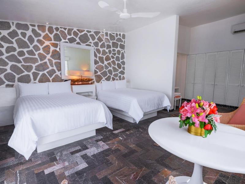 Las Brisas Acapulco Guest Room