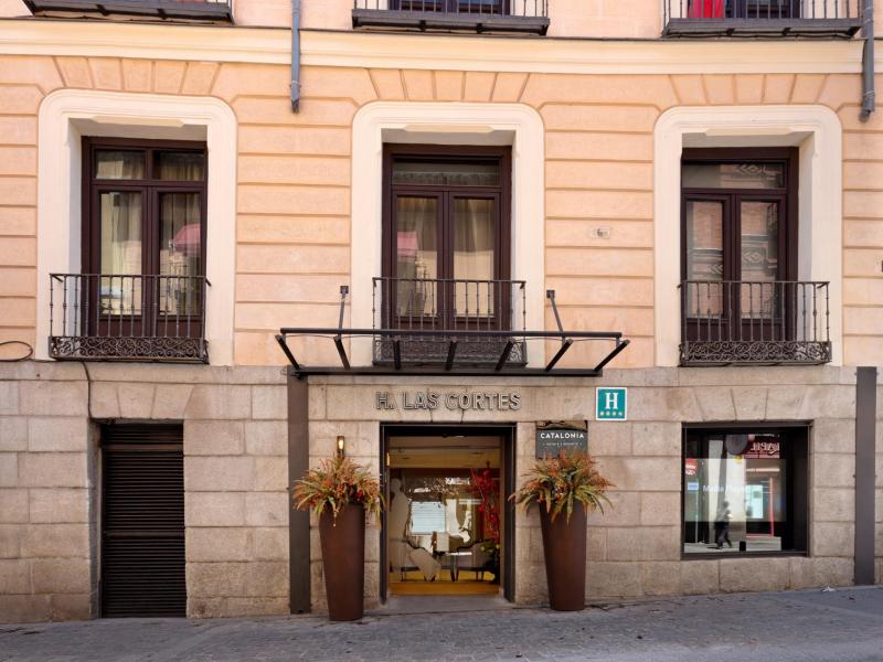 Catalonia Las Cortes Facade