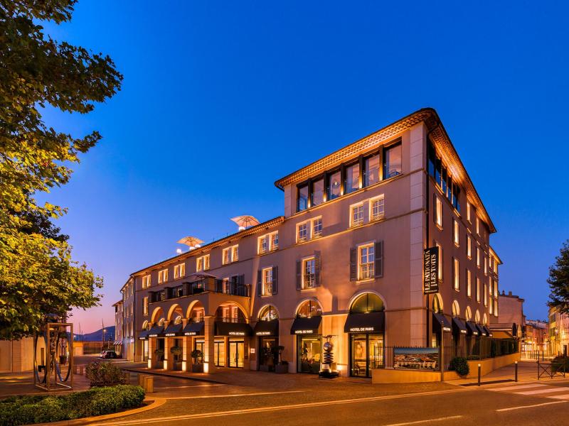 Hotel de Paris Saint-Tropez at Dusk