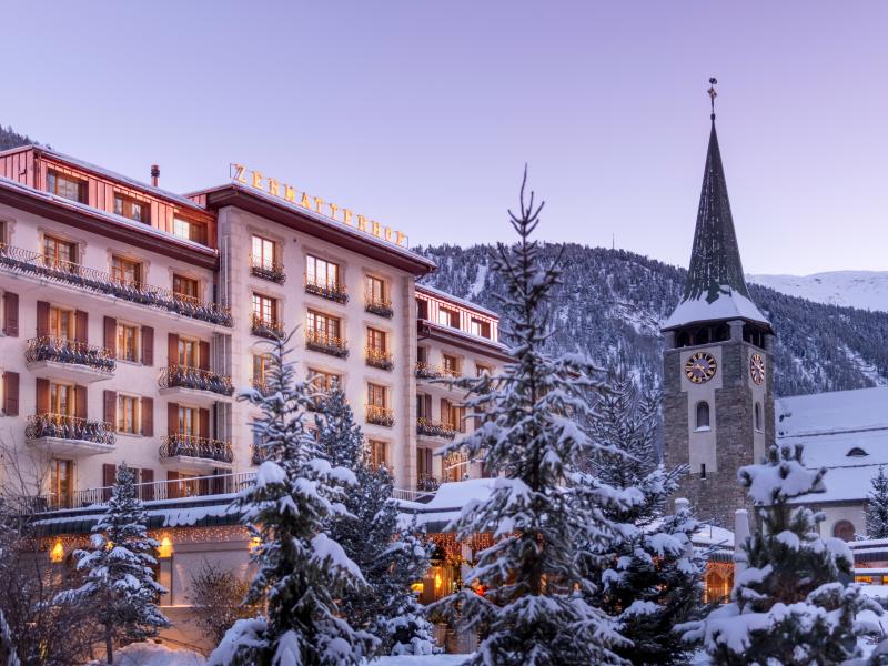 Snowy Escapes Await - Ski & Mountain Hotels