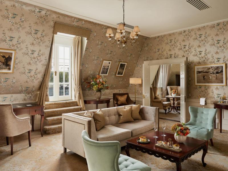 Guestroom Livingroom