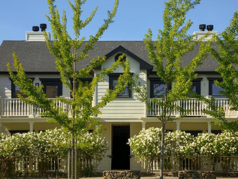 MacArthur Palace Hotel & Spa