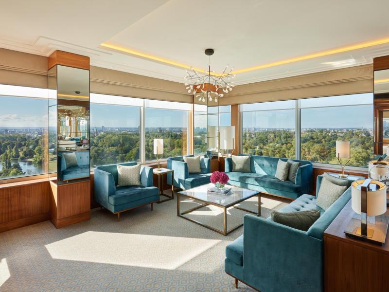 Royal Suite Lounge
