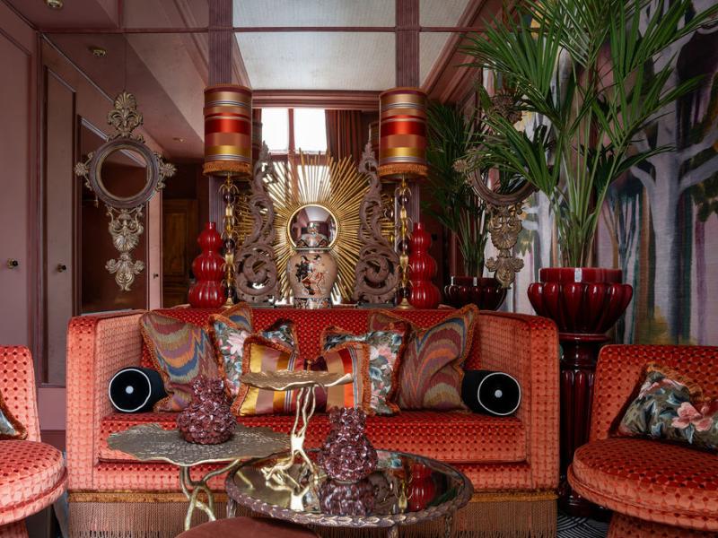 Castille Paris Starhotels Collezione - Grand Tour Suite Seating Area