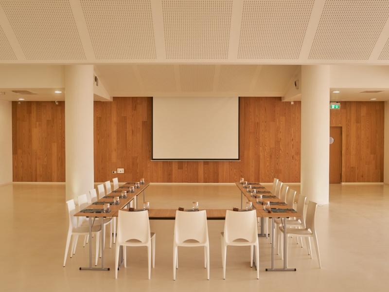 Meeting/Conference Room