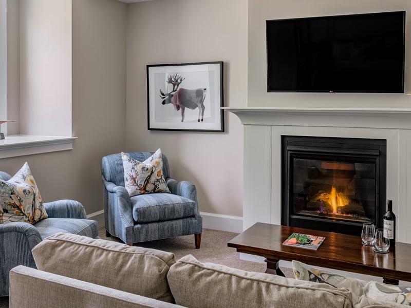 Grand Suite Living Room