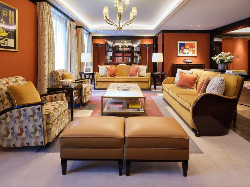 Roosevelt Suite Living Room