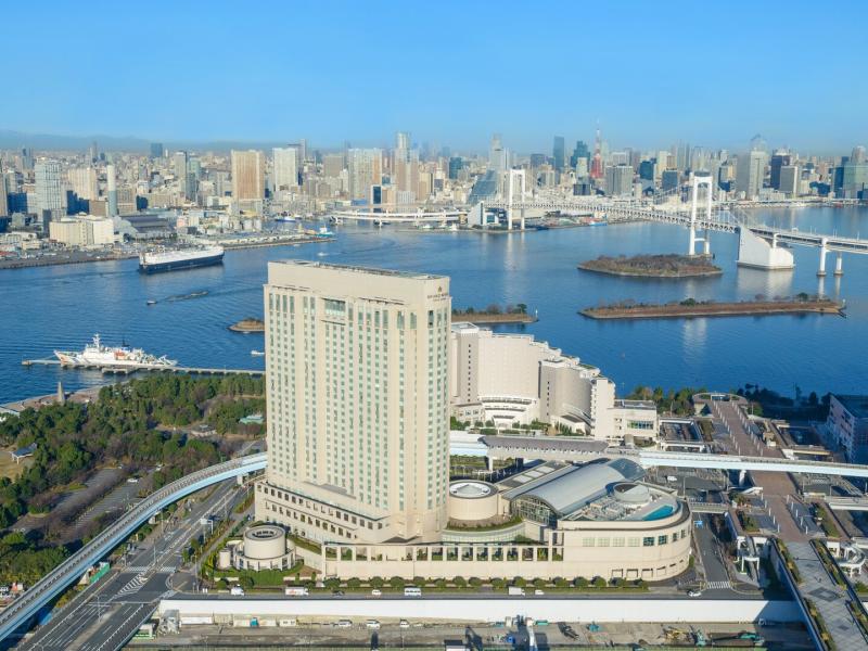 Exterior Aerial Day View