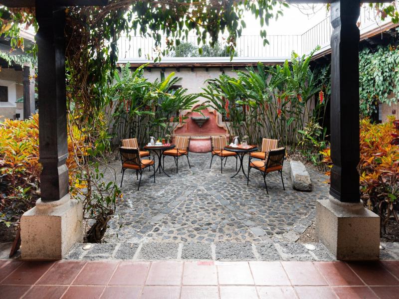 Courtyard with Seating