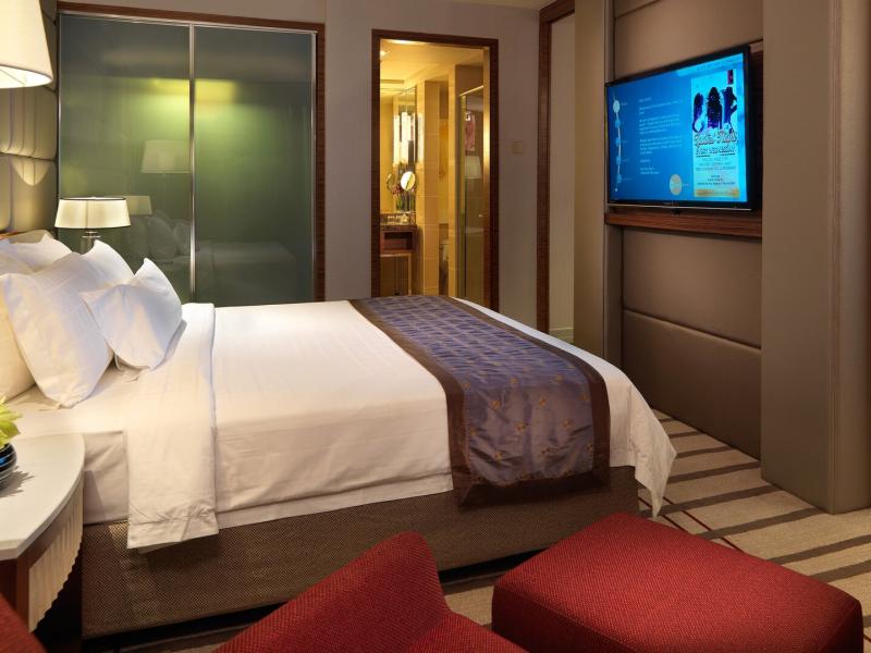 Junior Suite Bedroom