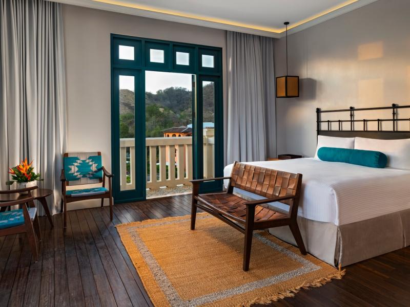 Almendro Suite View to Balcony