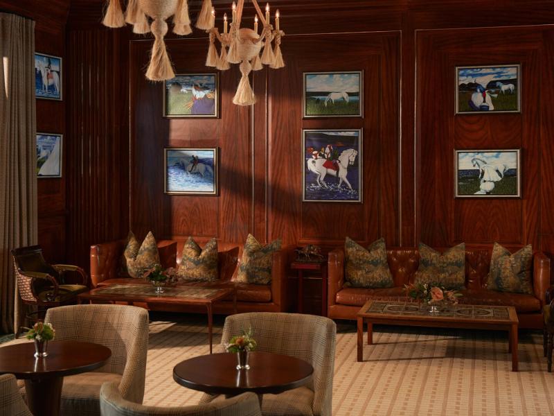 Lobby Lounge and Bar