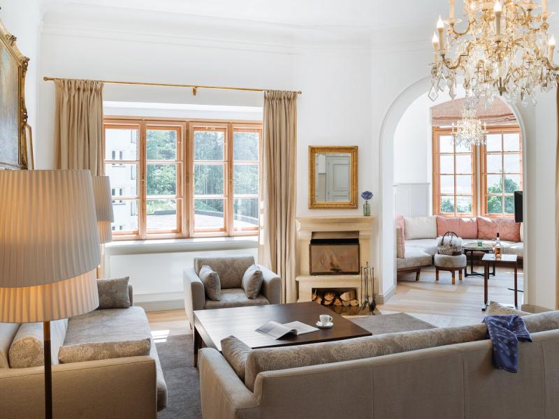 Castle Suite Livingroom