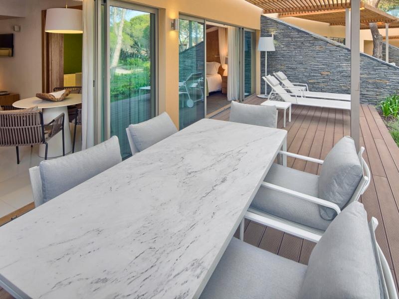 Grand Deluxe Suite with Garden View Terrace