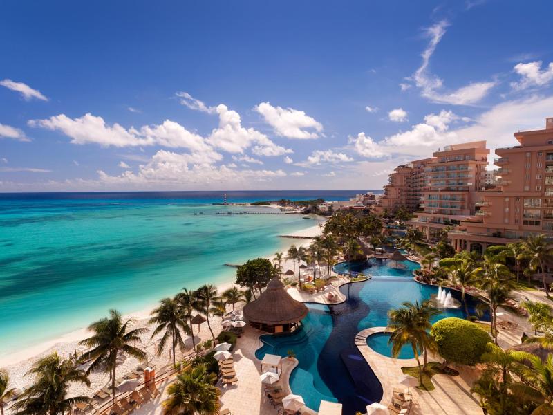 Grand Fiesta Americana Coral Beach Cancun All Inclusive Spa Resort | L.V.X. Collection | Preferred Hotels and Resorts